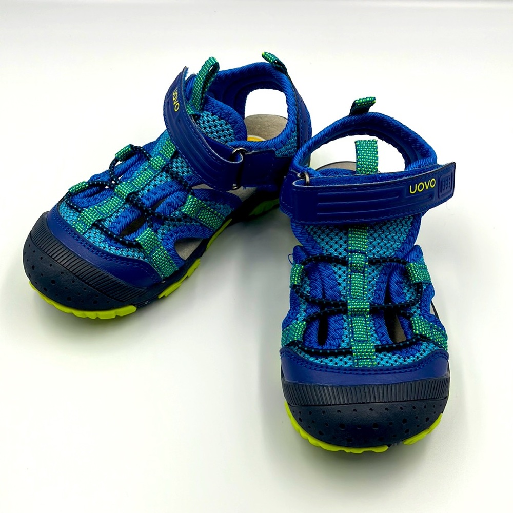 UOVO Closed-Toe Boys Sandals size EUR 27 (US 10)